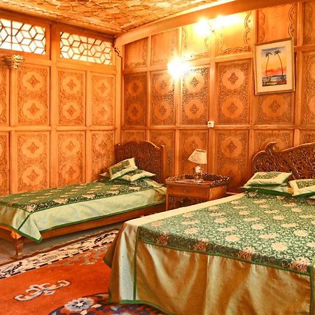 מלון Srīnagar De Laila House Boat By Sterling מראה חיצוני תמונה