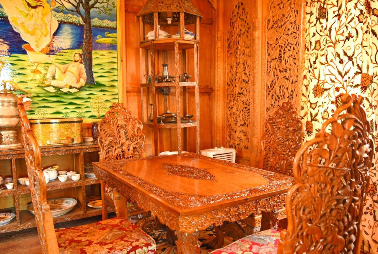 מלון Srīnagar De Laila House Boat By Sterling מראה חיצוני תמונה
