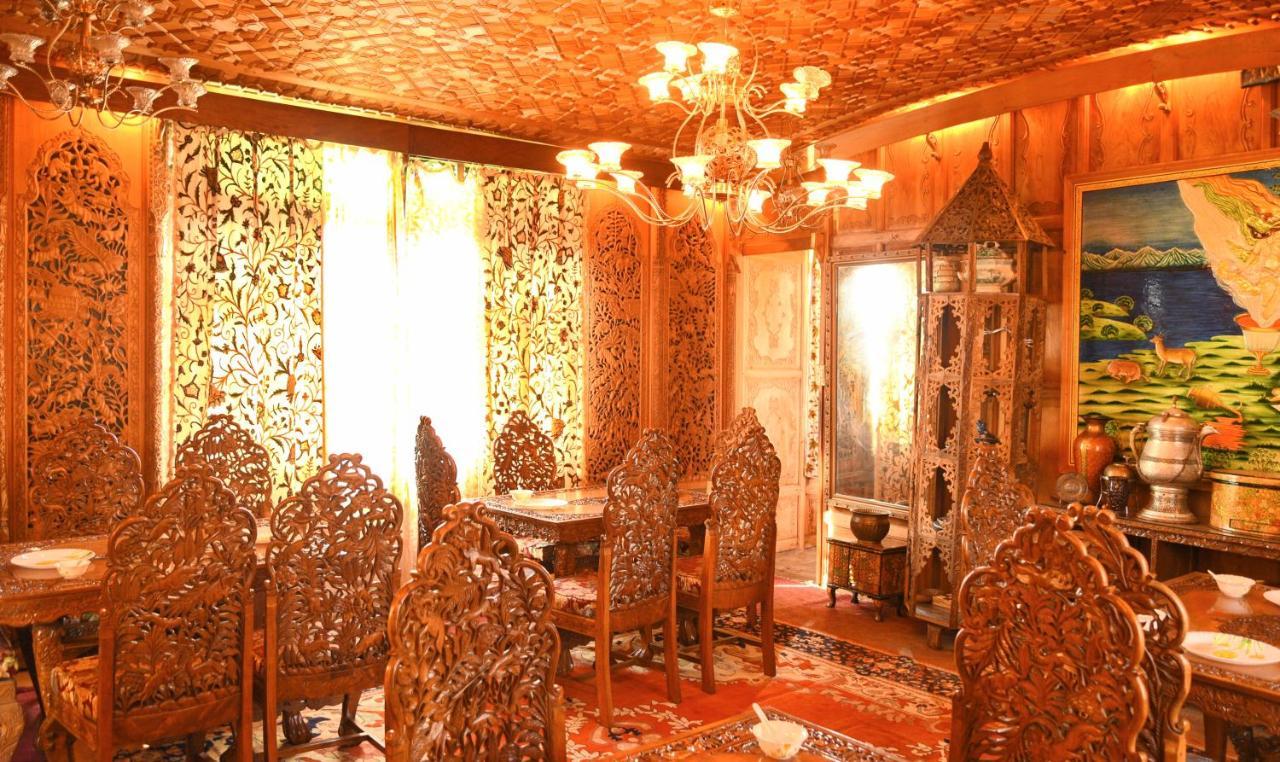 מלון Srīnagar De Laila House Boat By Sterling מראה חיצוני תמונה