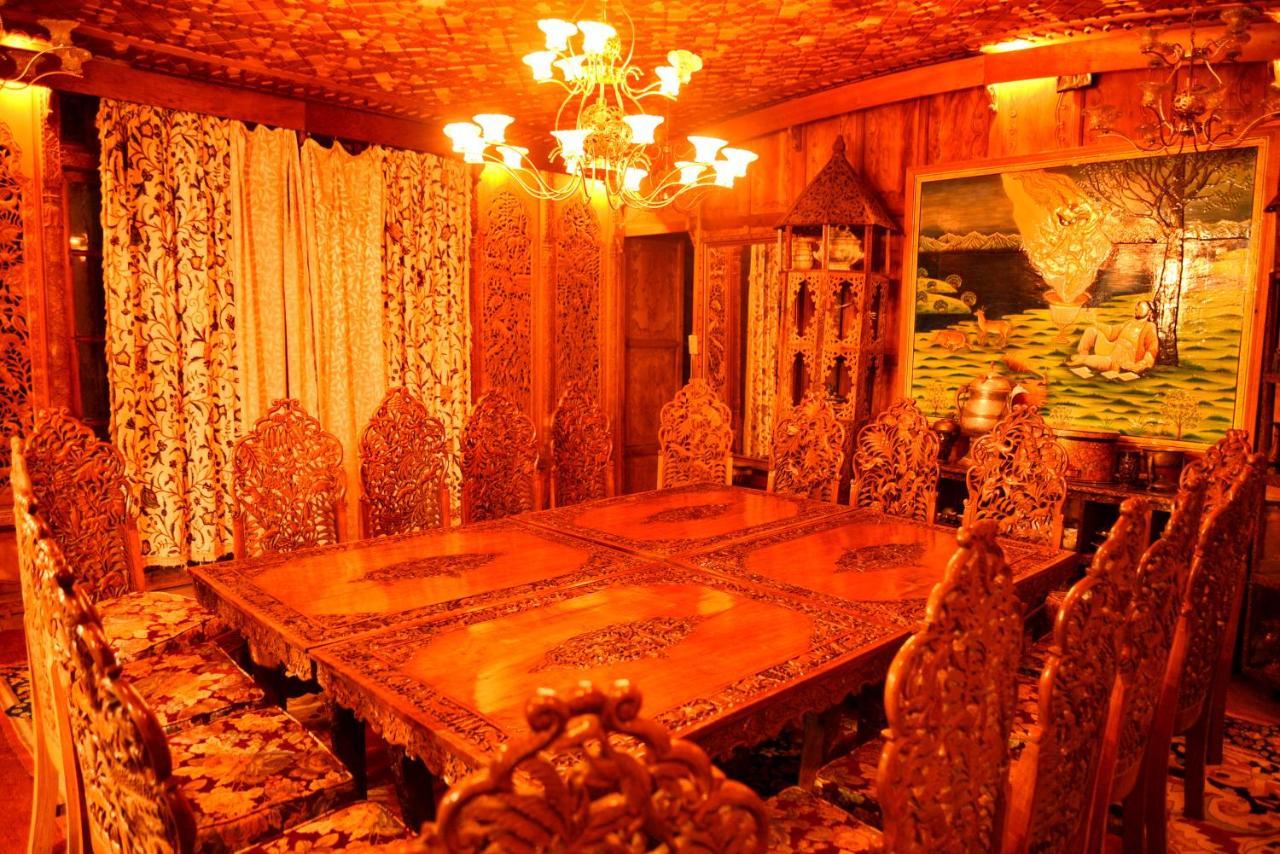 מלון Srīnagar De Laila House Boat By Sterling מראה חיצוני תמונה